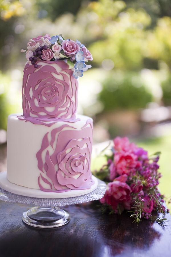 Styled Shoot Cakes & Kisses